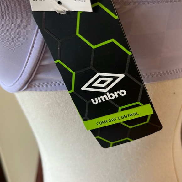 Umbro Performance Bra Lilac Lavender New Womens 34B Underwire Support - Picture 7 of 16